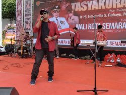 Musisi Dan Pencipta Lagu Semarang Aryo Kempes, Ikut memeriahkan Pelantikan Walikota Semarang.