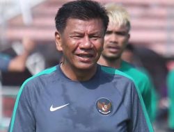 Mantan Pelatih Timnas Indonesia dan Arema Benny Dollo Meninggal Dunia