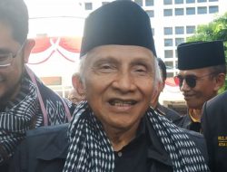 Amien Rais Ngaku Tak Tega Lihat Jokowi diturunkan Rakyat !