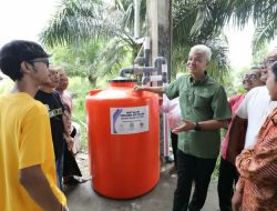 Ganjar Beri Solusi Kekurangan Air di Ponpes Balikpapan.