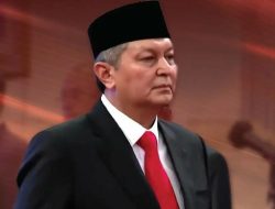 Presiden Joko Widodo Menginstruksikan Kepala BNPT Rycko Amelza Dahniel Untuk Melakukan Deradikalisasi Secara Optimal.