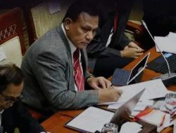 Terkait Pencopotan Dirinya, Brigjen Pol Endar Priantoro Melaporkan Ketua KPK dan Sekjen KPK Ke Dewan Pengawas KPK.