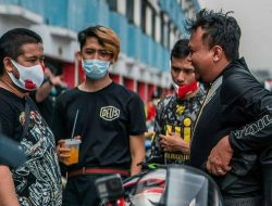 Selebgram Papa Blar, Touring Kendarai Ducati Keliling Indonesia