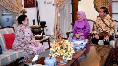 Presiden Joko Widodo Dan Ibu Iriana Berkunjung Ke Rumah Megawati Soekarnoputri