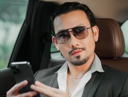 Denny Sumargo, Artis TerJAIM Abad Ini ‘ Dikritik Netizen ‘