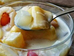 Simak Resep Mudah Bikin Puding Koktail, Segar, Enak, dan Nikmat di Cuaca Terik!