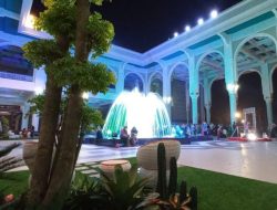 Lagu Kebangsaan Menggema di Halaman Masjid Al-Akbar Surabaya Merayakan Keberhasilan Timnas U-22