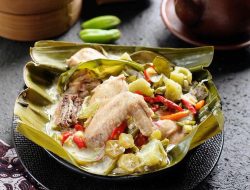 Yuk Bikin Garang Asem Ayam, Ide Masak Hari Ini Yang Sangat Pas dan Mudah!