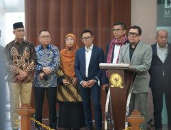 Tanpa Fraksi PDIP, 8 Fraksi DPR RI Tolak Sistem Proposional Tertutup Coblos Partai!