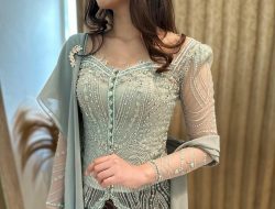 Intip Cara Memilih Baju Kebaya Sesuai Bentuk Tubuh dan Warna Kulit! Bahaya Kalau Salah!