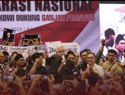 Relawan Jokowi Deklarasikan Dukungan untuk Ganjar Pranowo di Hall Basket GBK