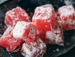 Yuk Bikin Turkish Delight; Permen yang Lembut dan Empuk Kaya Jeli, Ini Resepnya!