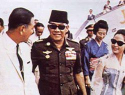 Ir. Soekarno Bapak Proklamator, Presiden Pertama Indonesia, Penyambung Lidah Rakyat!