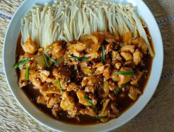 Simak Resep Enoki Saus, Camilan Lezat dan Mudah Dibuat!