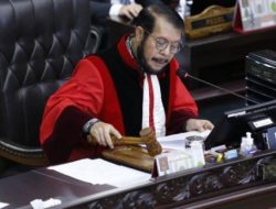 Mahkamah Konstitusi Menolak Uji Materi terhadap Undang-Undang Partai Politik