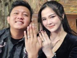 Pamerkan Sepasang Cincin Lamaran, Denny Caknan Siap Nikahin Bella Bonita!