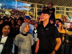 Gubernur Jawa Tengah Ganjar Pranowo, Mengejutkan Penonton Konser Dies Natalis ke-5 SMA Pradipta Dirgantara