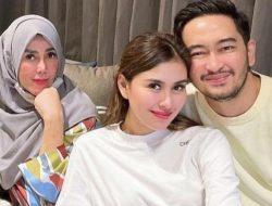 Unggah Foto Syahnaz Dan Jeje Beserta Anak Kembarnya, Amy Qanita Kena Nyinyir Netizen ‘Anak Perempuannya Suruh Tobat Bu’