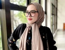 Meylisa Zaara Ungkap Suaminya Sekamar Dengan Pria Saat Jalani Ibadah Umroh? Di Duga Pacar Gay Nya Sebelum Perselingkuhannya Terbongkar !
