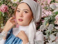 Gak Kelihatan Sifat Gay Nya saat Awal Pernikahan, Meylisa Zaara ‘Selalu Ngajak Sholat Tahajjud’ Dewi Perssik Ngakak !