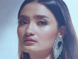 Bertha Julia Makin Percaya Diri Sebagai Seorang Penyanyi, Single Perdana Tembus 1,5 Juta View Dalam Waktu 10 Hari !