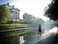 Rules of 85 Motivation, Cara Mengelola Usaha dan Motivasi untuk Meningkatkan Kinerja.