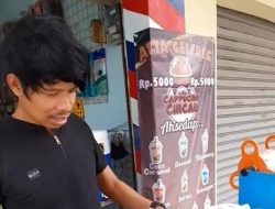 Viral ! Penjual Es Mirip Wajah Atta Halilintar? Netizen Nyletuk ‘Ini Mah Atta Geledek’
