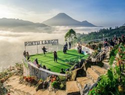 Wisata Sunrise Pintu Langit Wonosobo: Menyaksikan Keindahan Matahari Terbit dari Atas Awan