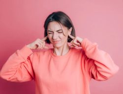 Sering Terjadi Gangguan Pada Telinga, Ini Penyebab dan Gejalanya
