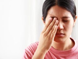 Kedutan pada Mata Bukan Hanya Mitos, Bisa Jadi Pertanda Penyakit