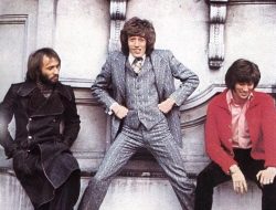 Bee Gees: Dimulai dari Brisbane Australia dan Sukses Menjadi Legenda Musik Dunia