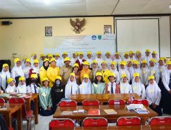 Tim SKSG Universitas Indonesia Gelar Sosialisasi ‘ Menstrupedia Bagi Remaja Perempuan’ di SMPN1 Tutur Pasuruan