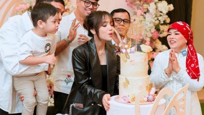 Fuji Rayakan Ulang Tahun ke-21 dengan Penuh Sukacita dan Haru!