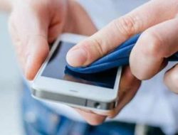 Tips Merawat Layar Smartphone agar Tetap Awet dan Berfungsi dengan Baik