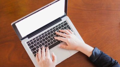 Tips Mudah Mengambil Tangkapan Layar di PC Windows: Snipping Tool, Snip & Sketch, Print Screen, dan OneDrive