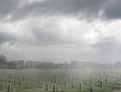 Mitos Mengapa Tanah Kuburan Tidak Boleh Dibawa Pulang?
