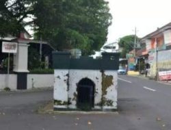 Mitos Makam Tua di Tengah Jalan Purwokerto yang Tak Bisa Dipindah.