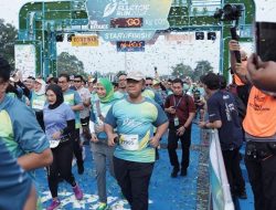 5 Pengemudi Ojol Prasejahtera Peroleh Motor Listrik di PLN Electric Run 2024