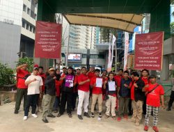 SOKSI Gelar Aksi “SOKSI Menggugat Jilid 3” di Depan Kemenkum, Tuntut Pembatalan SK Legalitas