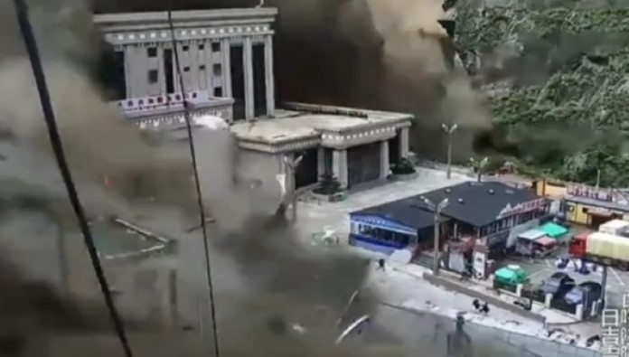 Banjir Bandang Nepal-Tibet Tewaskan Ratusan Orang, 1.400 Masih Hilang